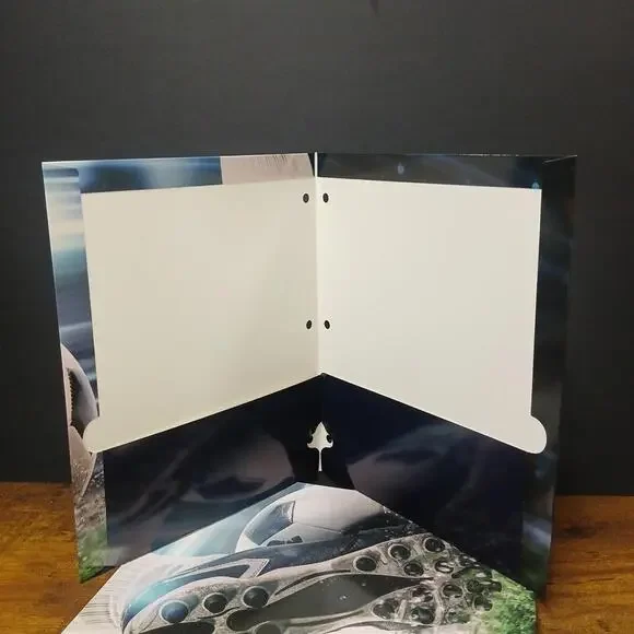 Lot of 9 Soccer Themed 3 Ring Binder Folders, 9x11.5" - Picture 3 of 4